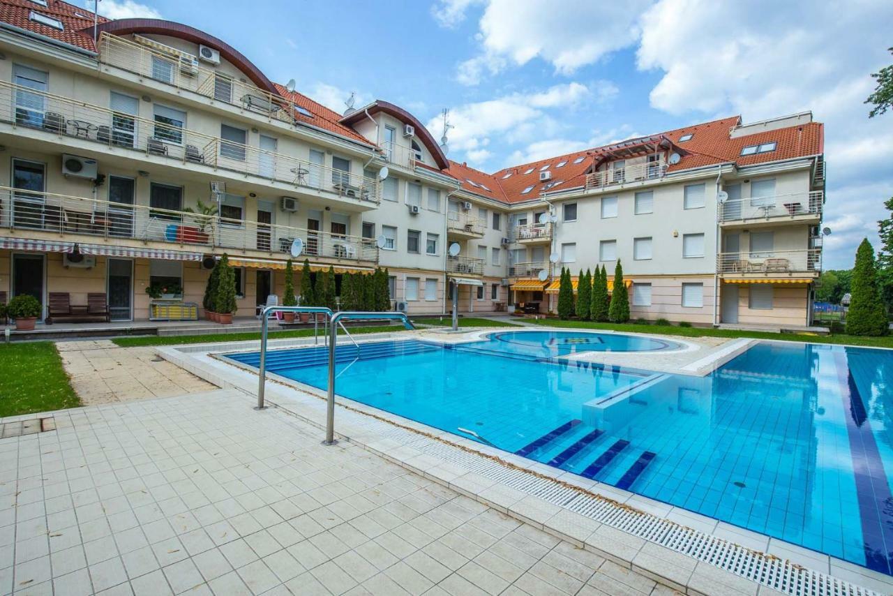 Kis-Gast Panorama Apartman Hajdúszoboszló Exterior foto